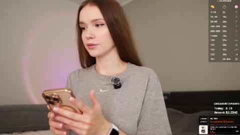 Maddie    Next stream  online show from August 1, 4:50 pm