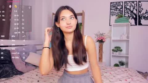 Snapshot of bunny_nova chatting on October 18, 9:10 am Aria online show from October 18, 9:10 am