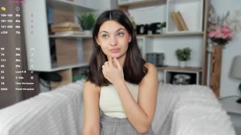 Snapshot of bunny_nova chatting on February 15, 7:27 am Aria online show from February 15, 7:27 am