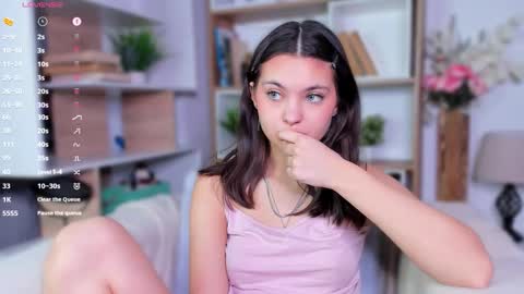 Snapshot of bunny_nova chatting on February 21, 8:15 am Aria online show from February 21, 8:15 am