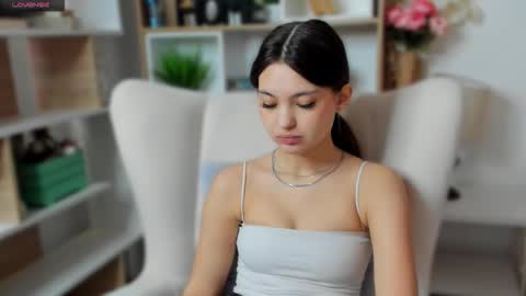 Aria online show from March 24, 7:13 am