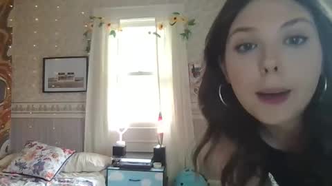 Snapshot of bunnyabigail chatting on April 10, 7:07 pm Abigail Grace online show from April 10, 7:07 pm