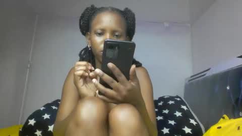 bunnydiva_ online show from March 31, 6:03 am