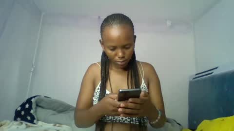 Snapshot of bunnydiva_ chatting on June 11, 7:23 pm bunnydiva_ online show from June 11, 7:23 pm