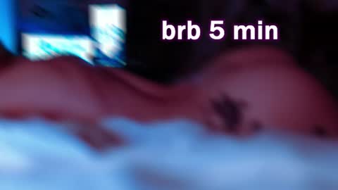 bunnykelly online show from July 8, 6:18 am