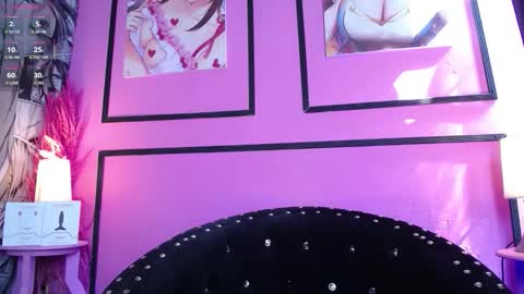 Snapshot of bunnyleahxxx chatting on December 18, 7:09 pm ANASTASIA online show from December 18, 7:09 pm