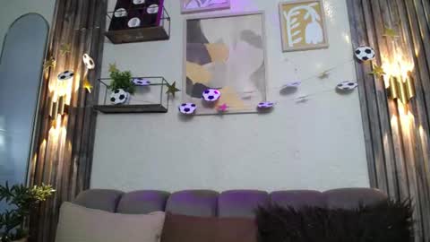Snapshot of bunnyleahxxx chatting on June 29, 7:14 pm ANASTASIA online show from June 29, 7:14 pm