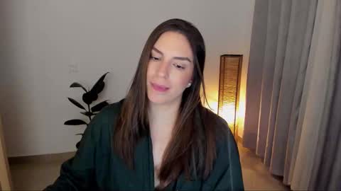 Snapshot of bunnynoire chatting on March 24, 5:34 am Bunny online show from March 24, 5:34 am