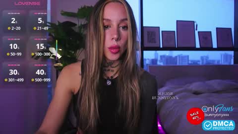 Stephanie   Next stream TUESDAY   6pm  PDT online show from October 24, 10:17 pm