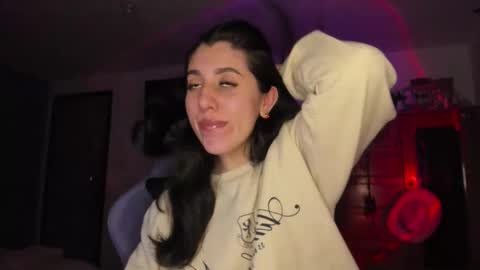 Snapshot of bunnyy09 chatting on October 16, 2:56 am Jess online show from October 16, 2:56 am