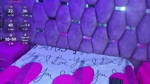 Snapshot of burbuja_pink_ chatting on July 9, 3:32 am burbuja pink online show from July 9, 3:32 am