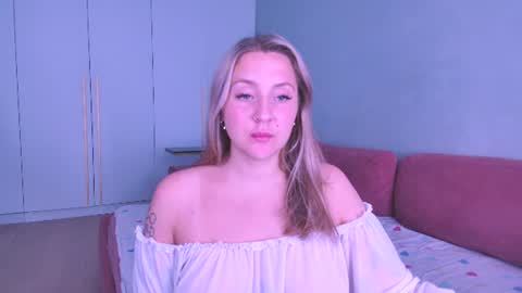 Lissa online show from July 27, 3:41 pm