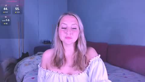 Lissa online show from July 31, 7:02 pm
