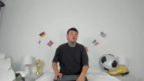 Nova and Sammy online show from June 16, 11:46 am