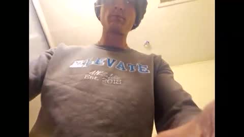 LostSingledad online show from December 13, 8:20 am