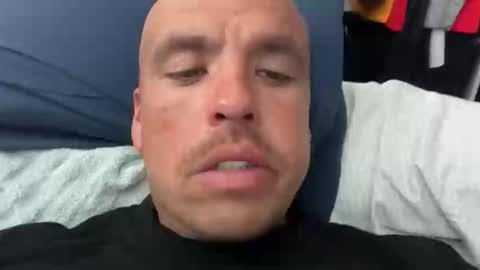 burrito3990620 online show from May 7, 11:10 pm