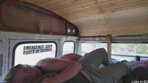 Snapshot of busbuddies chatting on November 3, 4:30 pm busbuddies online show from November 3, 4:30 pm