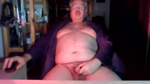 Snapshot of busibaer666 chatting on January 18, 10:17 pm busi online show from January 18, 10:17 pm