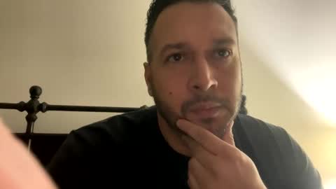 Snapshot of businesspleasure chatting on February 11, 4:01 am businesspleasure online show from February 11, 4:01 am