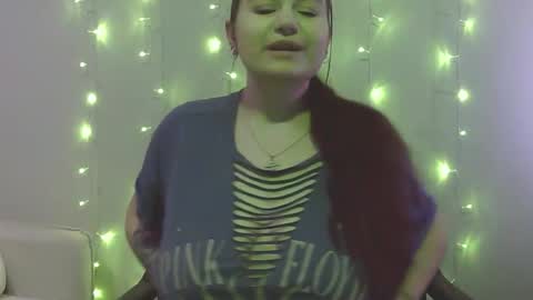 Snapshot of busteebetty chatting on February 17, 5:37 am busteebetty online show from February 17, 5:37 am