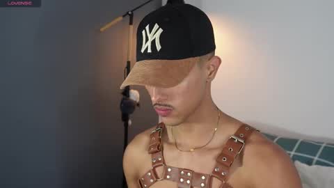 Snapshot of busterspinter chatting on October 11, 1:31 pm Buster independent model online show from October 11, 1:31 pm