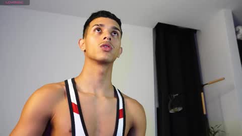 Buster independent model online show from March 24, 12:48 am