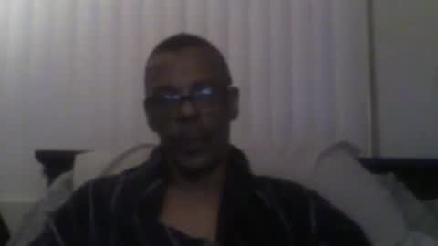 Busturgutzgd1 online show from December 3, 2:58 am