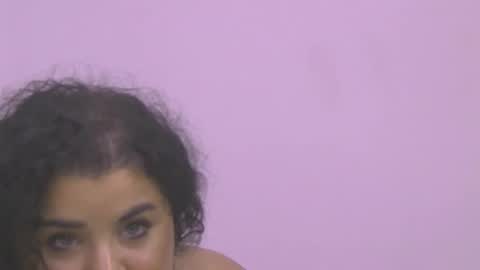 Snapshot of busty_madison chatting on November 15, 9:06 am busty_madison online show from November 15, 9:06 am