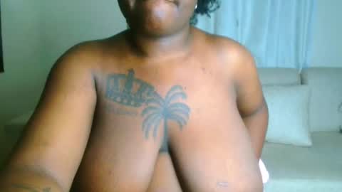 Snapshot of busty_mellons69 chatting on February 1, 11:03 pm busty_mellons69 online show from February 1, 11:03 pm