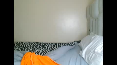 Snapshot of busty_mellons69 chatting on February 28, 4:08 pm busty_mellons69 online show from February 28, 4:08 pm