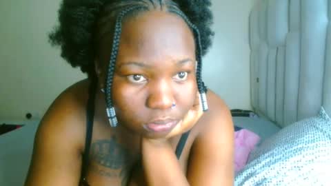 Snapshot of busty_mellons69 chatting on March 5, 11:23 pm busty_mellons69 online show from March 5, 11:23 pm