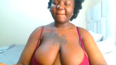 Snapshot of busty_mellons69 chatting on March 16, 8:18 am busty_mellons69 online show from March 16, 8:18 am