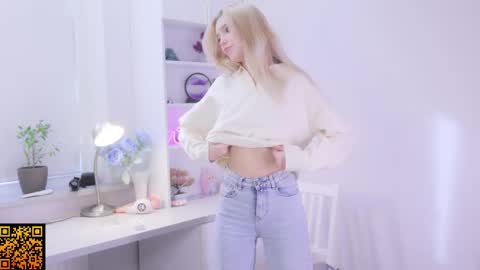 butteflai online show from October 22, 7:52 am