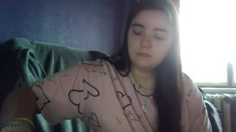 butterfly18988 online show from December 5, 9:18 am