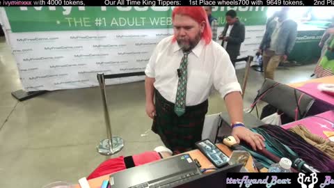 Butterfly and Bear online show from December 7, 10:28 pm