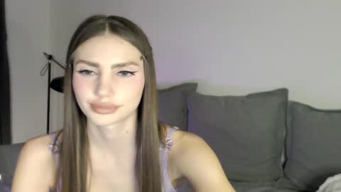 Snapshot of butterflys_ chatting on March 7, 11:16 pm Lauren online show from March 7, 11:16 pm