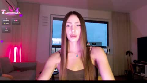 Snapshot of butterflys_ chatting on November 4, 3:22 pm Lauren online show from November 4, 3:22 pm