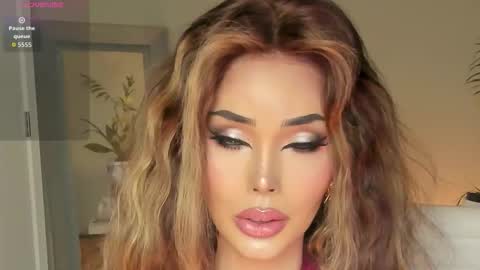 mamamoblue online show from February 3, 11:26 am