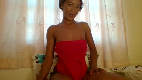 Snapshot of buttter_cup chatting on October 1, 6:30 am Claudia online show from October 1, 6:30 am