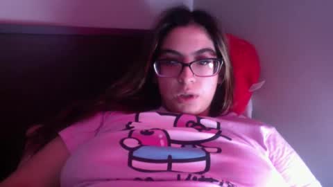 mia online show from March 6, 6:26 pm