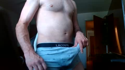 Snapshot of bwall1425 chatting on July 9, 6:34 pm bwall1425 online show from July 9, 6:34 pm