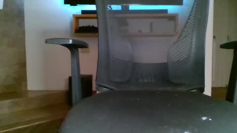 Snapshot of bwc44u chatting on October 1, 2:06 am bwc44u online show from October 1, 2:06 am