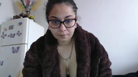 Snapshot of byanna_kevin chatting on December 6, 8:26 am Byanna and Kevin online show from December 6, 8:26 am