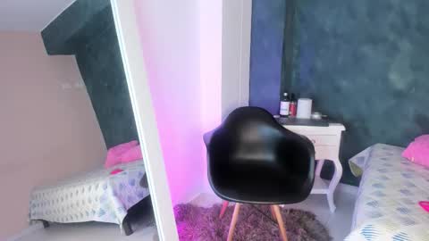 Snapshot of bysabrina chatting on March 25, 12:11 pm S A B R I N A online show from March 25, 12:11 pm