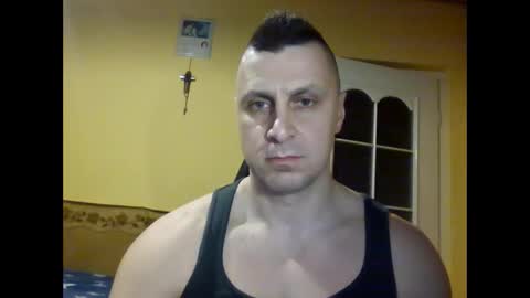 Snapshot of bzykacz1988 chatting on April 12, 7:30 pm bzykacz1988 online show from April 12, 7:30 pm