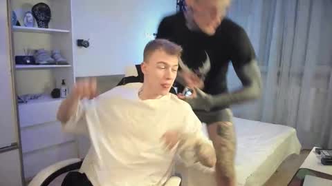 c10h15on online show from January 8, 3:14 pm