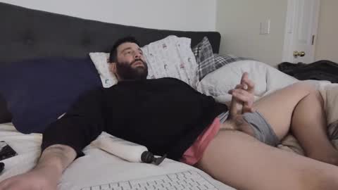 Snapshot of c2cmee chatting on December 8, 3:10 am c2cmee online show from December 8, 3:10 am