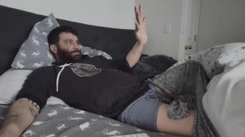 Snapshot of c2cmee chatting on December 16, 10:50 am c2cmee online show from December 16, 10:50 am