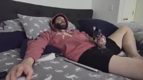 Snapshot of c2cmee chatting on January 15, 11:21 am c2cmee online show from January 15, 11:21 am