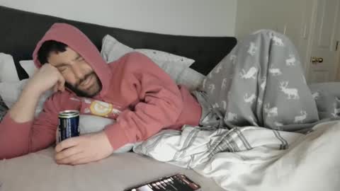 Snapshot of c2cmee chatting on February 6, 6:18 am c2cmee online show from February 6, 6:18 am